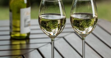 Grauburgunder oder Weißburgunder: Welcher Burgunder ist besser? Grauburgunder oder Weißburgunder: Welcher Burgunder ist besser?